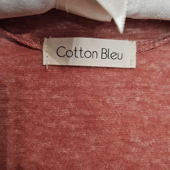 #320 Cotton Bleu - Red heathered Color Knit Top- Size: 3X - Picture 4 of 4